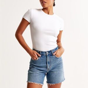 Abercrombie curve love dad short